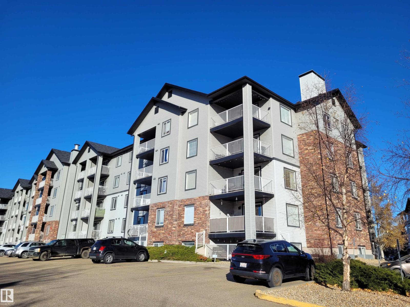 #111 40 SUMMERWOOD BV, Sherwood Park, Alberta