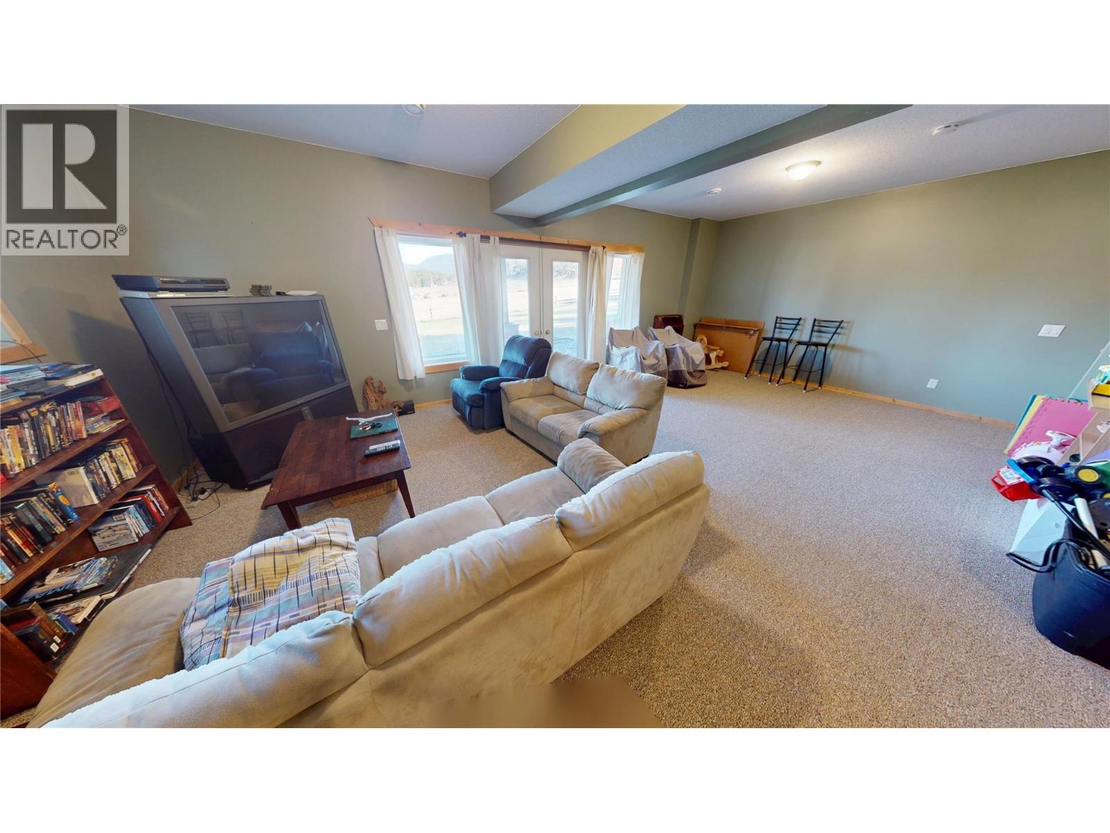 5586 Highway 95, Edgewater, British Columbia V0A 1E0 - Photo 22 - 10344206