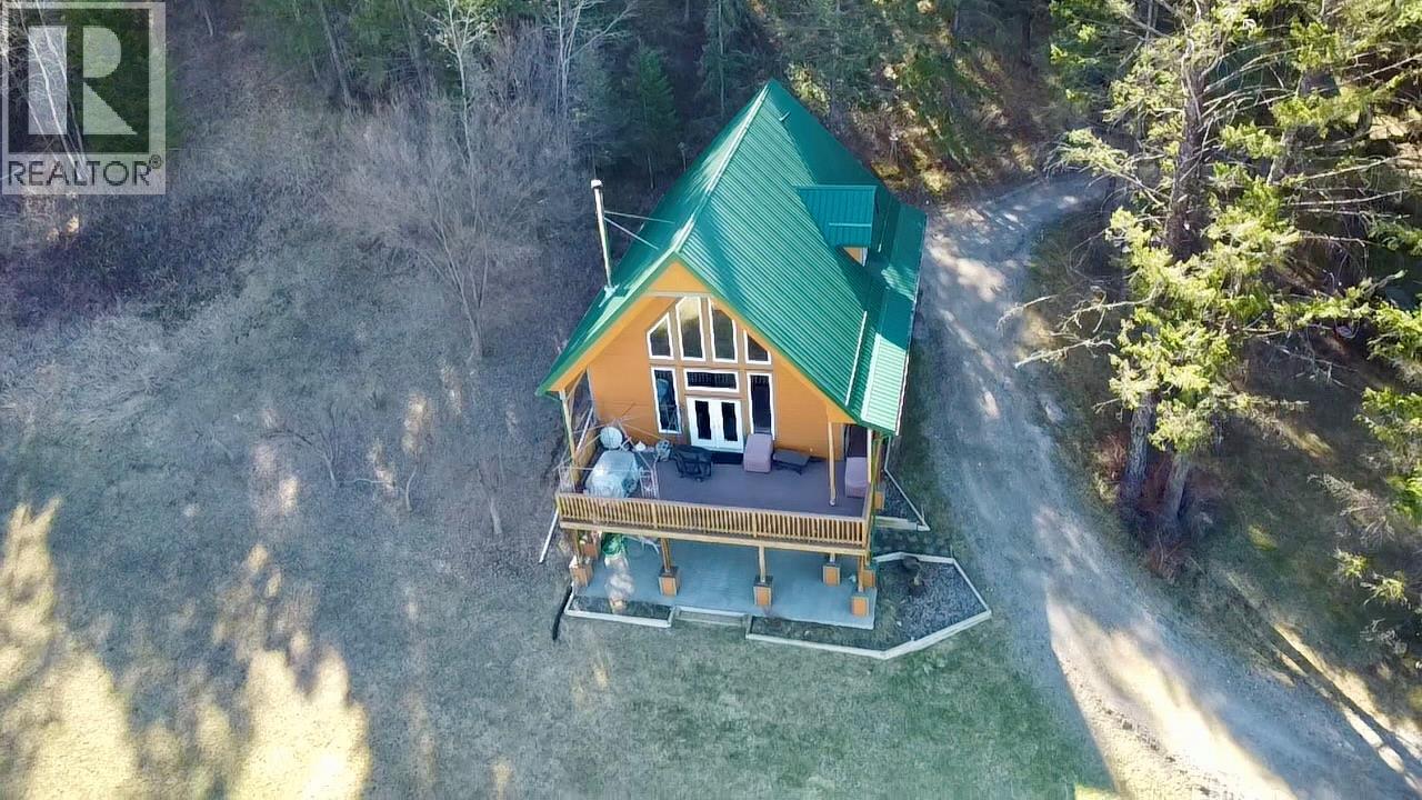 5586 Highway 95, Edgewater, British Columbia V0A 1E0 - Photo 29 - 10344206