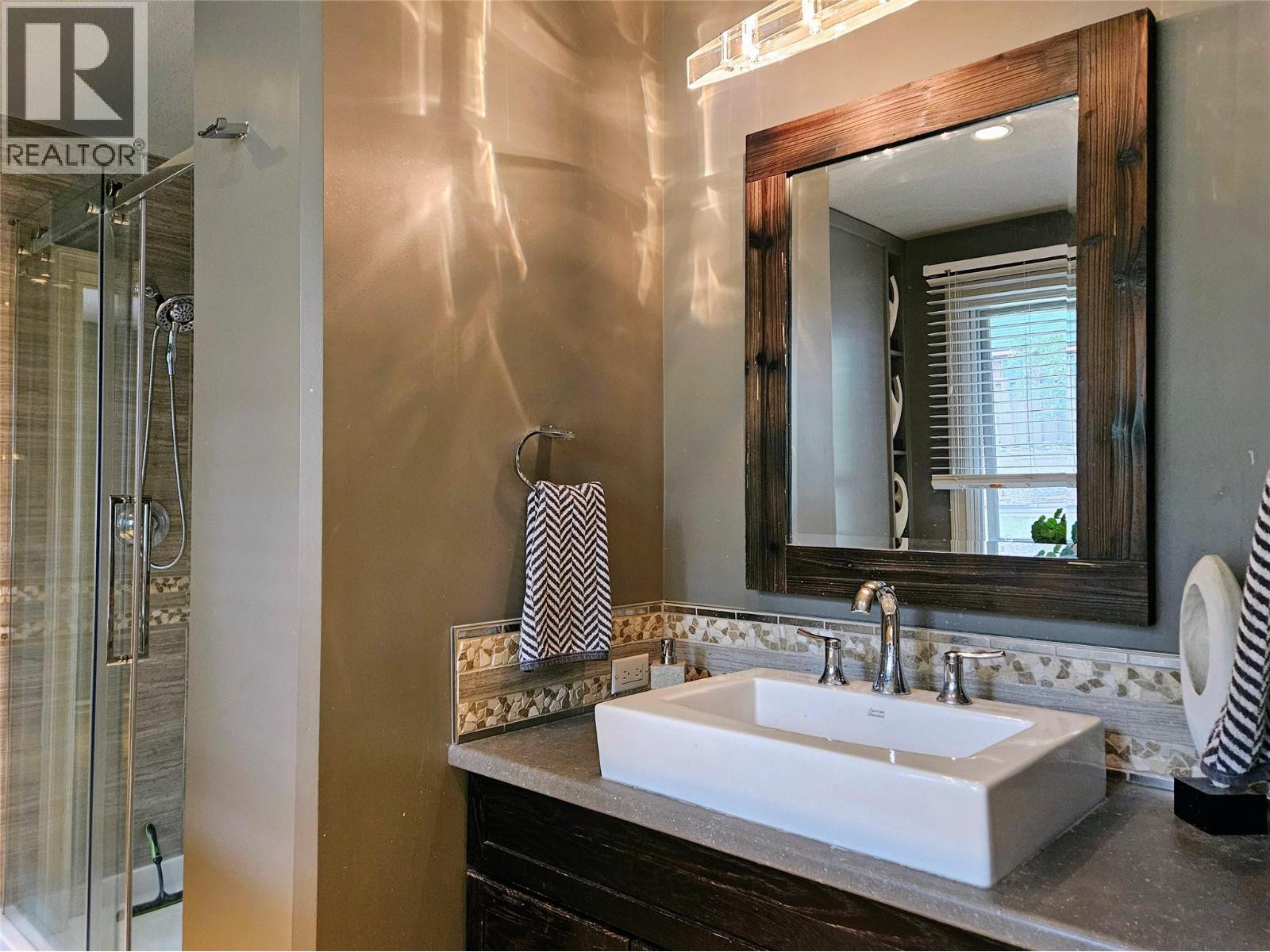 1718 9th Avenue, Invermere, British Columbia  V0A 1K0 - Photo 20 - 10356312