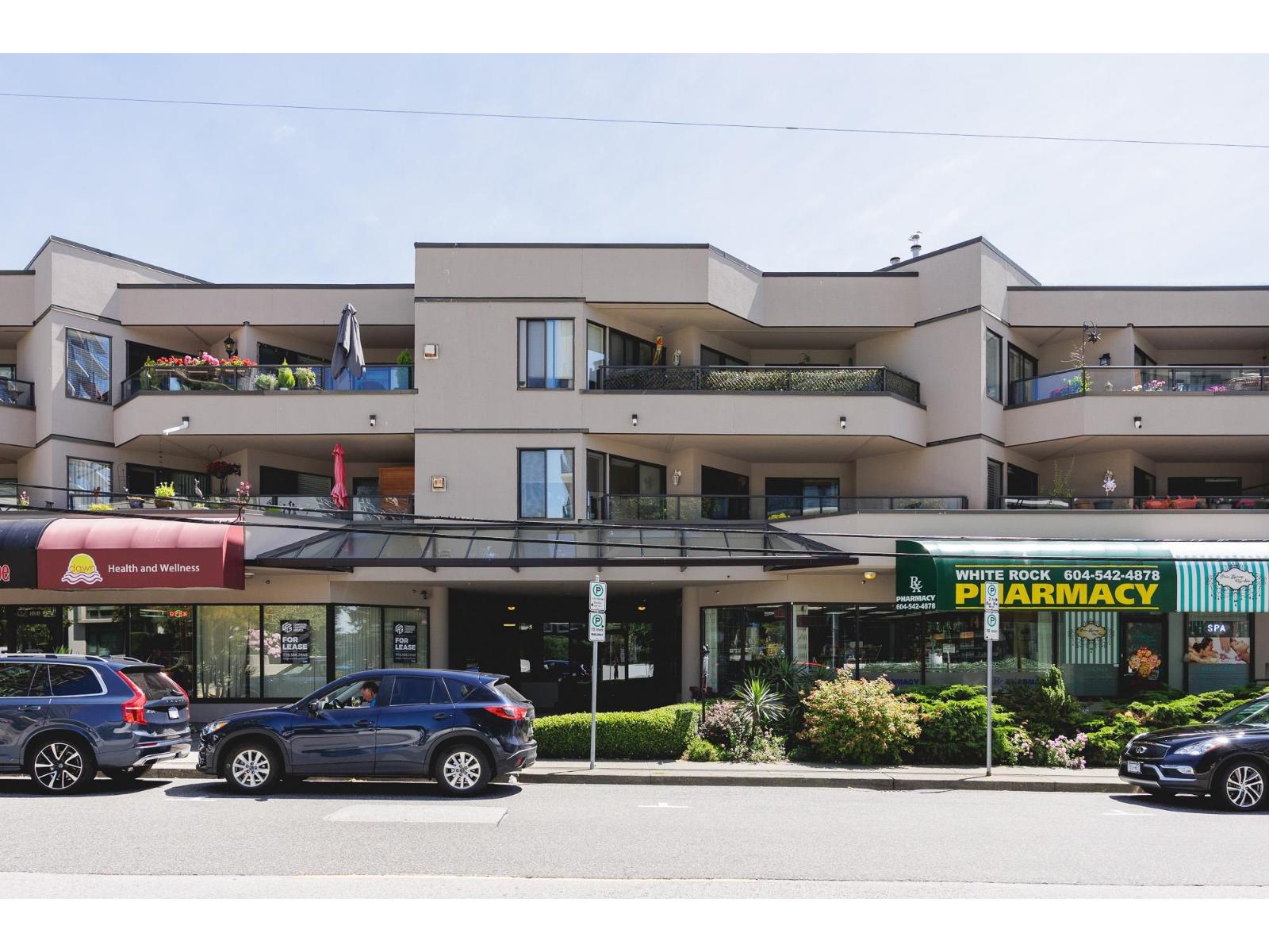 301 1440 GEORGE STREET, Surrey, British Columbia