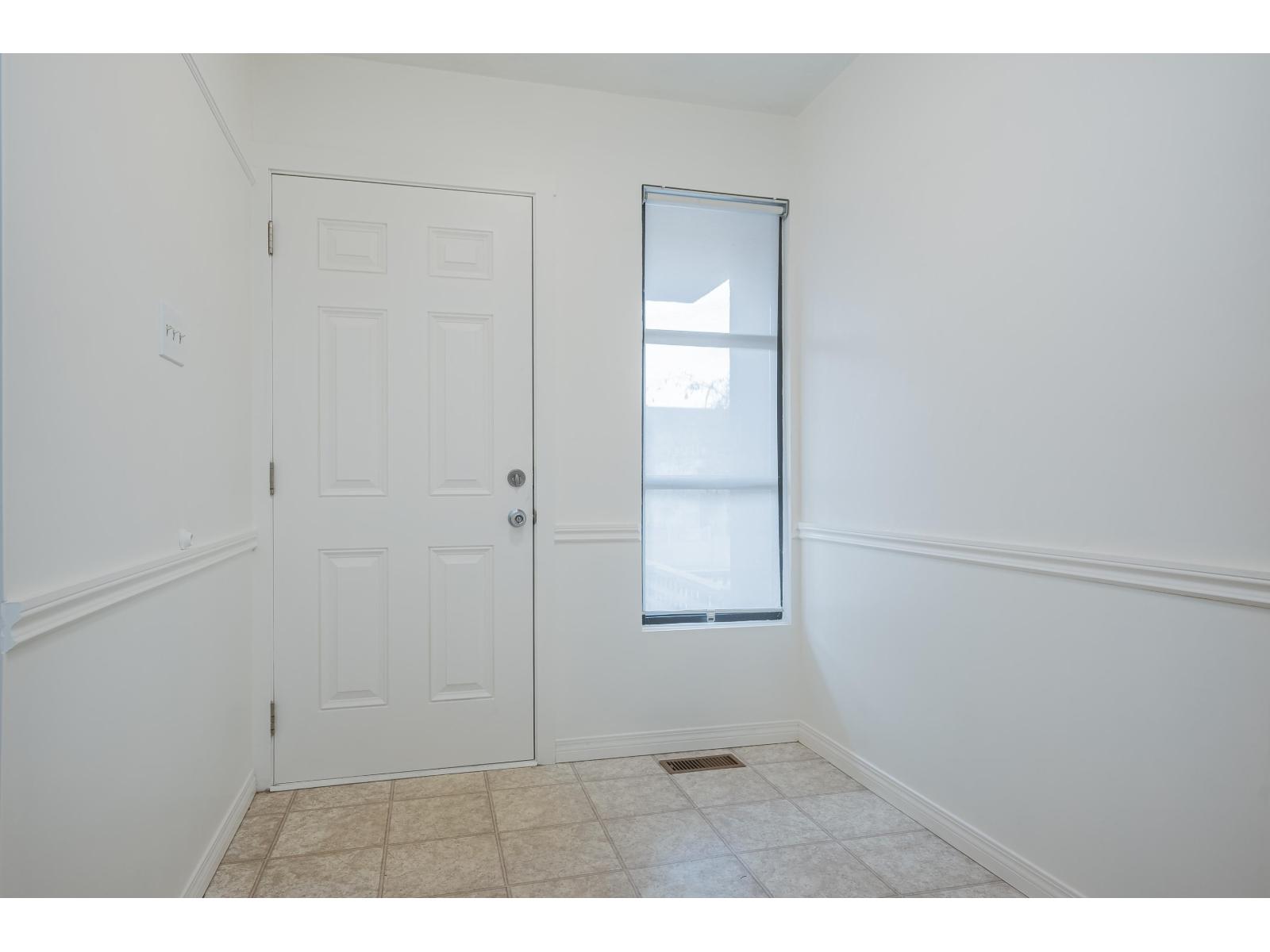 19 13775 102 Avenue, Surrey, British Columbia  V3T 1N9 - Photo 3 - R3064565