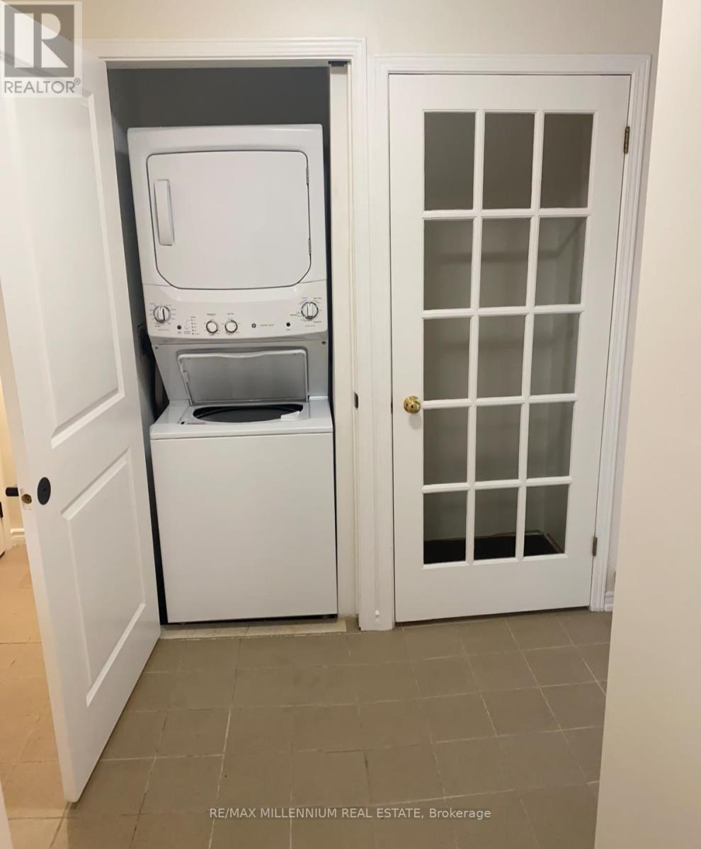 4146 Wheelwright Crescent, Mississauga, Ontario  L5L 2X6 - Photo 14 - W12509458