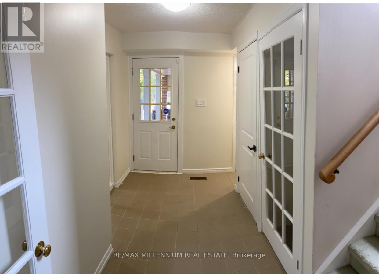 4146 Wheelwright Crescent, Mississauga, Ontario  L5L 2X6 - Photo 15 - W12509458