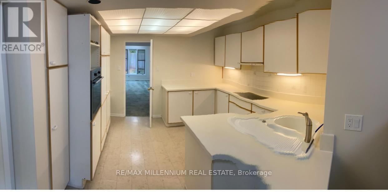 4146 Wheelwright Crescent, Mississauga, Ontario  L5L 2X6 - Photo 17 - W12509458