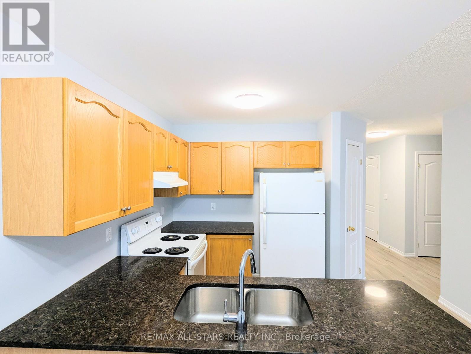 507 Clancy Crescent, Peterborough (Otonabee Ward 1), Ontario  K9K 2S1 - Photo 10 - X12508790