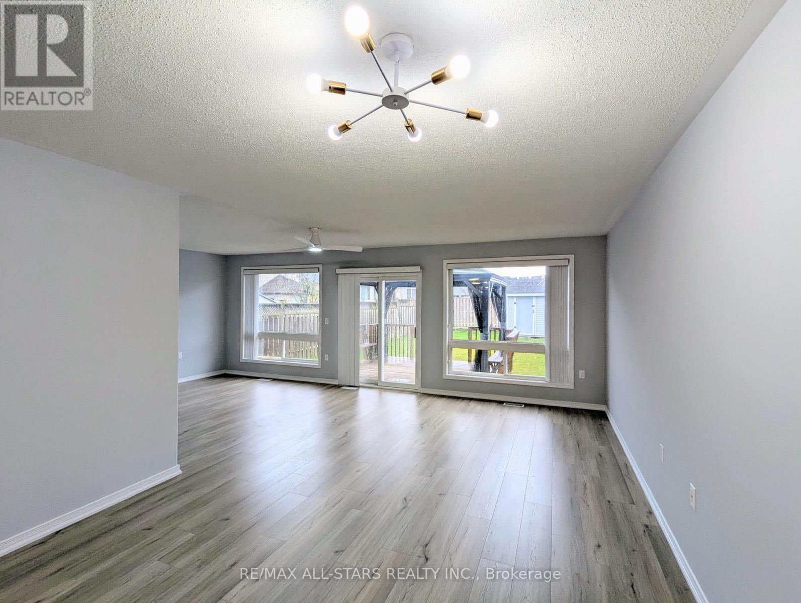 507 Clancy Crescent, Peterborough (Otonabee Ward 1), Ontario  K9K 2S1 - Photo 6 - X12508790