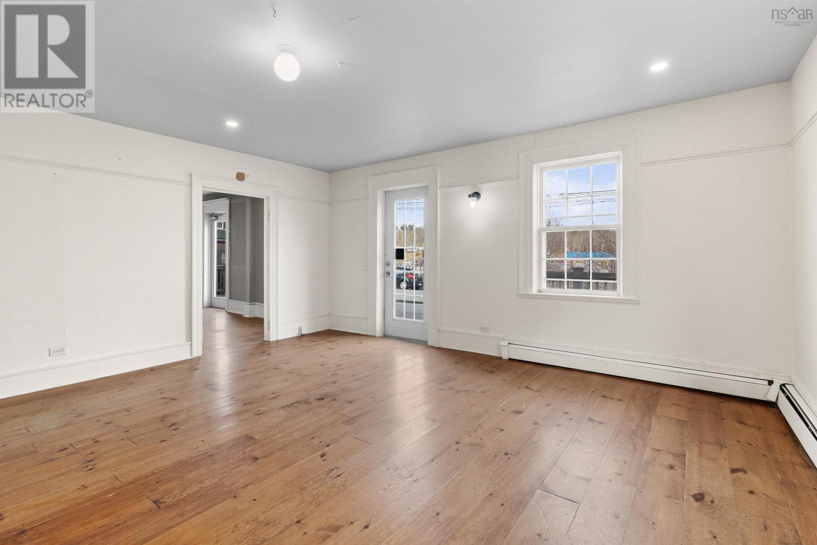 662 Main Street, Mahone Bay, Nova Scotia  B0J 2E0 - Photo 12 - 202523963