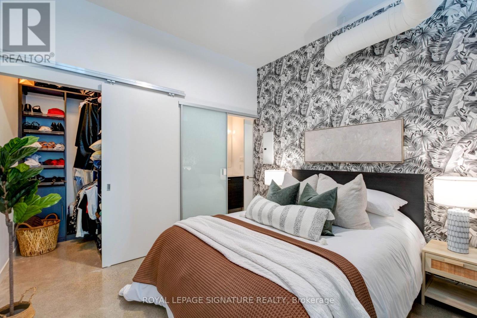 208 - 52 Sumach Street, Toronto, Ontario  M5A 3J7 - Photo 13 - C12509570