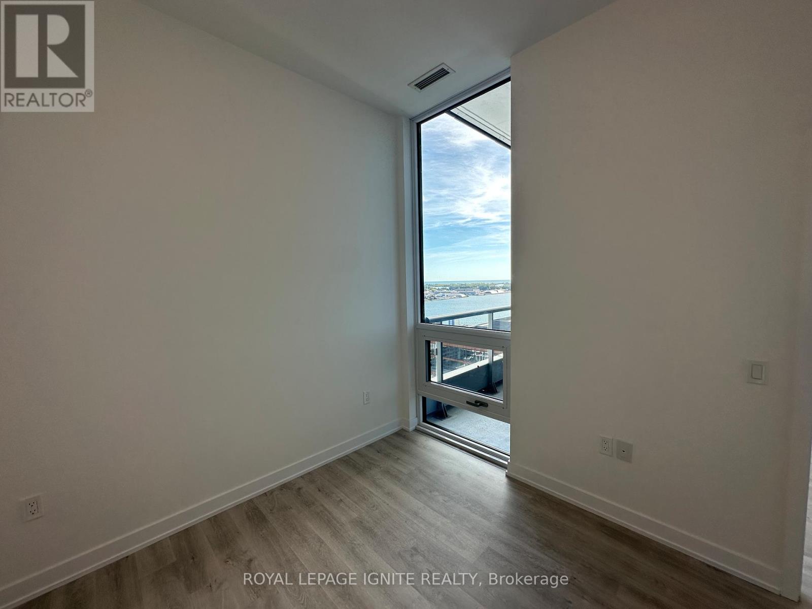 2108 - 15 Richardson Street, Toronto, Ontario  M5A 0Y5 - Photo 12 - C12509576