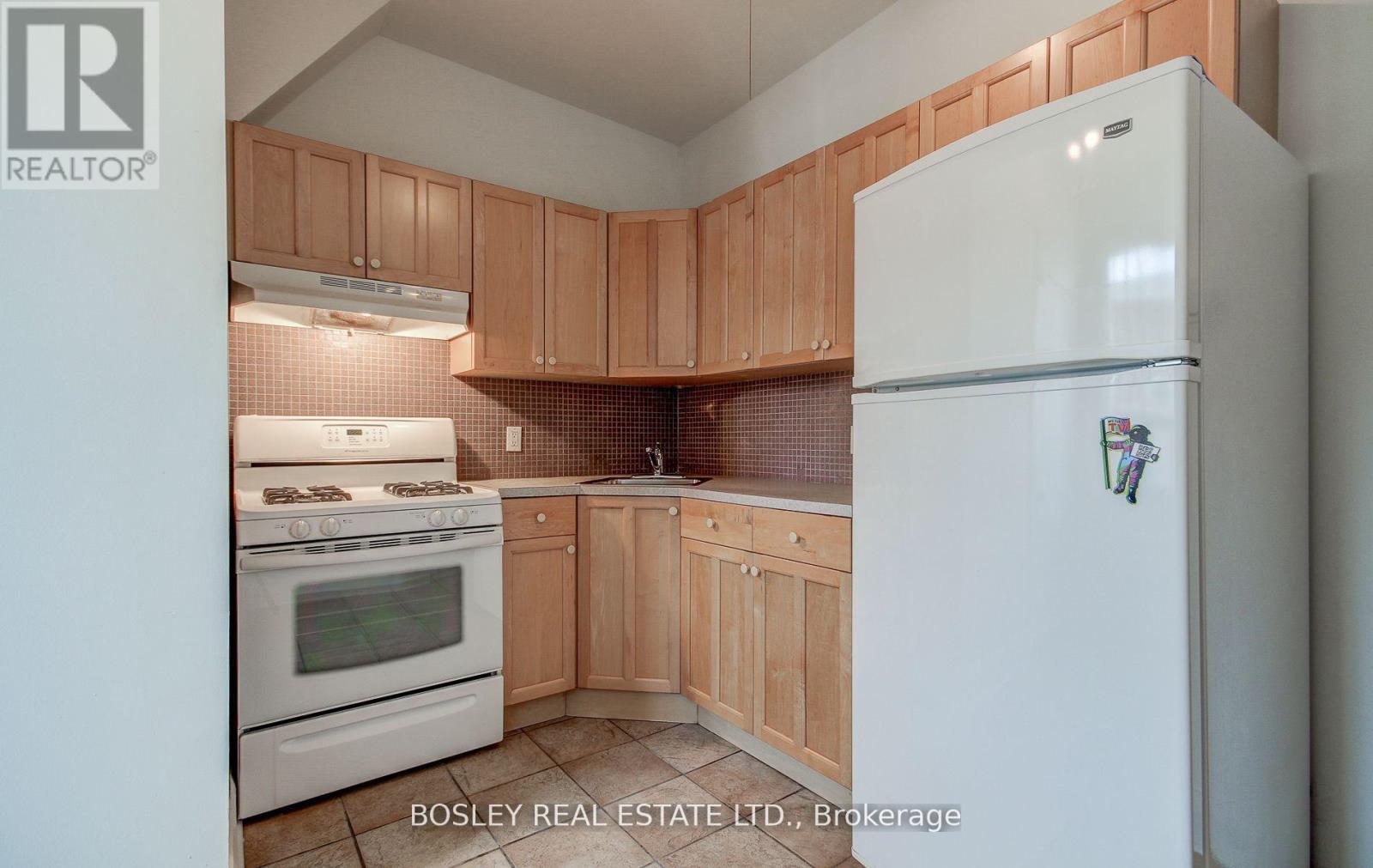 720a - 720 College Street, Toronto, Ontario M6G 1C3 - Photo 14 - C12509652