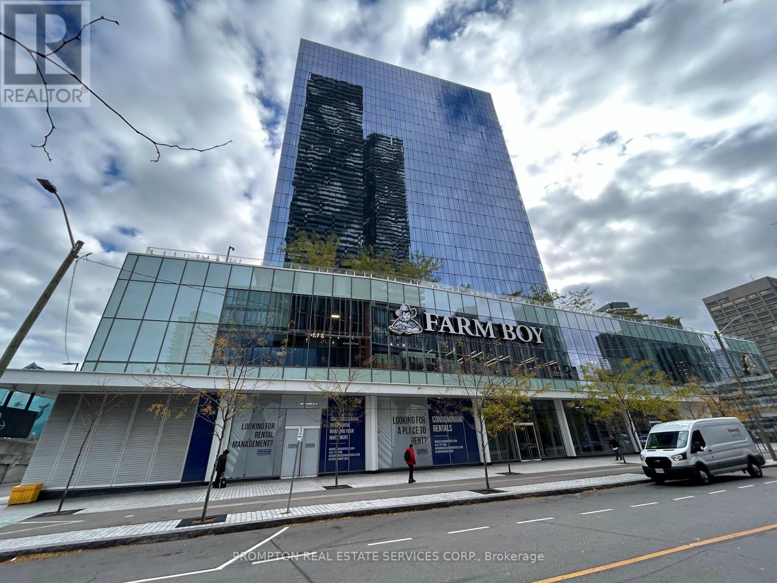 5808 - 138 Downes Street, Toronto, Ontario M5E 0E4 - Photo 2 - C12509698