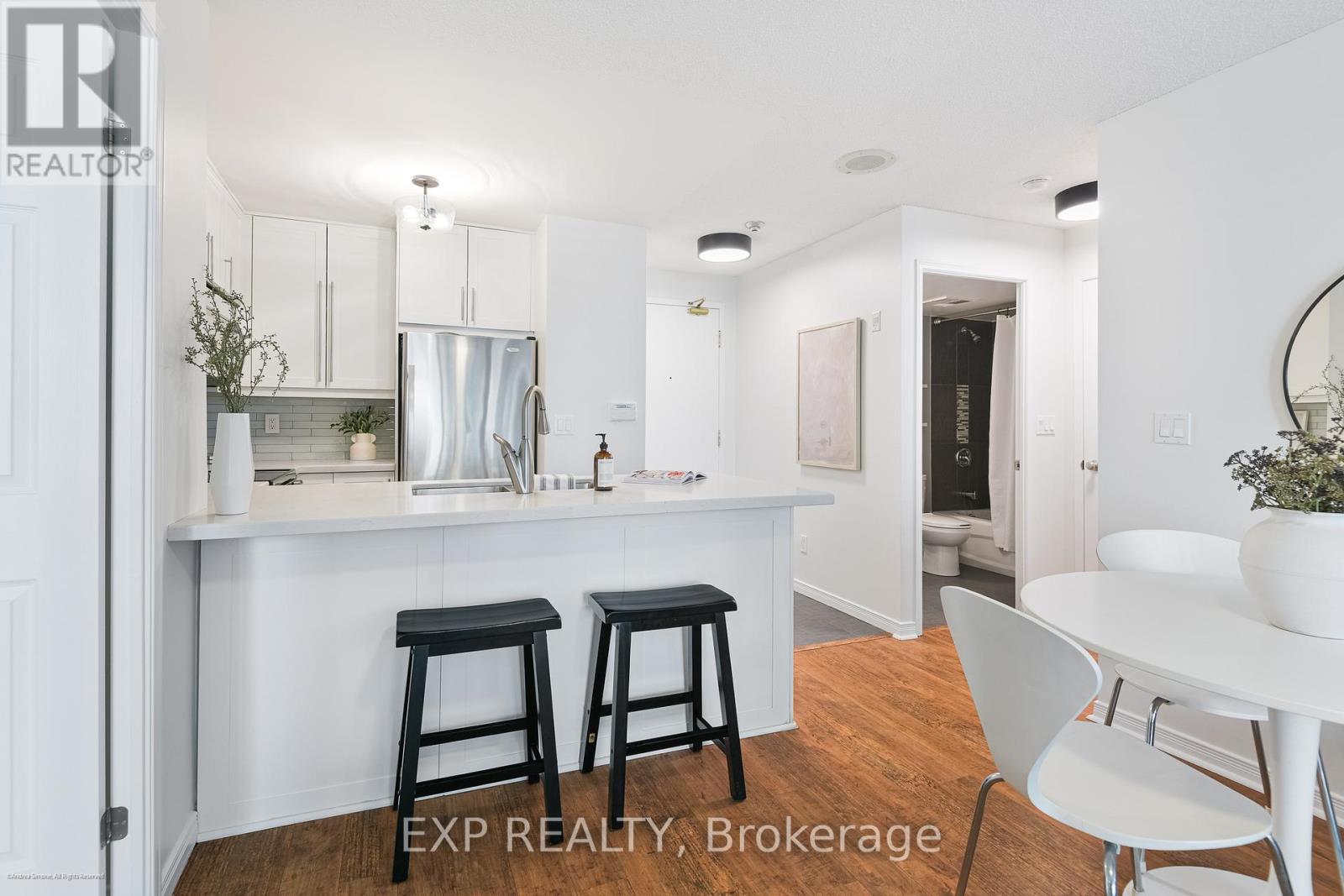 527 - 109 Front Street E, Toronto, Ontario  M5A 4P7 - Photo 5 - C12509720