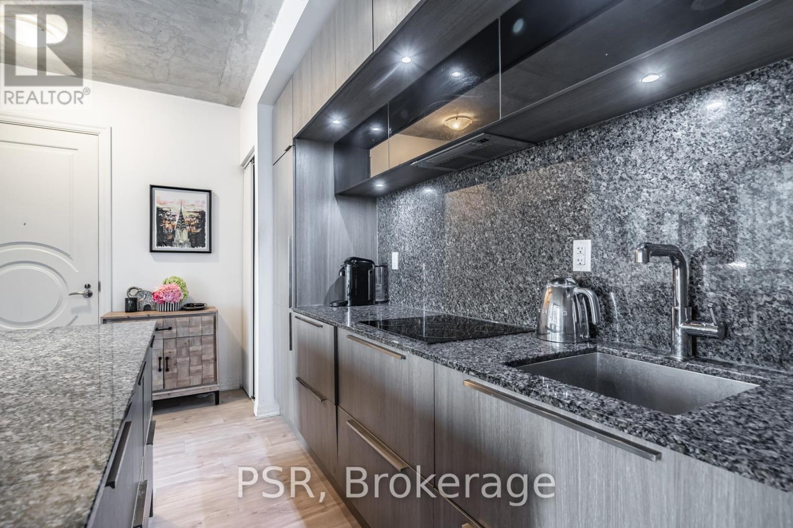 2101 - 88 Blue Jays Way, Toronto, Ontario  M5V 2G3 - Photo 5 - C12499890