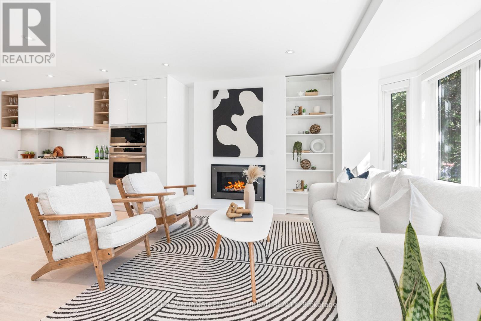 96 Glenvale Boulevard, Toronto, Ontario  M4G 2V9 - Photo 13 - C12502856