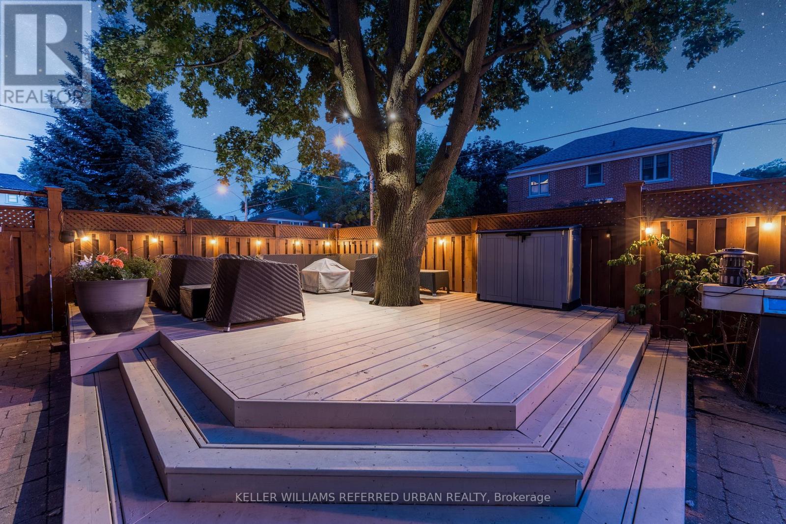 96 Glenvale Boulevard, Toronto, Ontario  M4G 2V9 - Photo 5 - C12502856