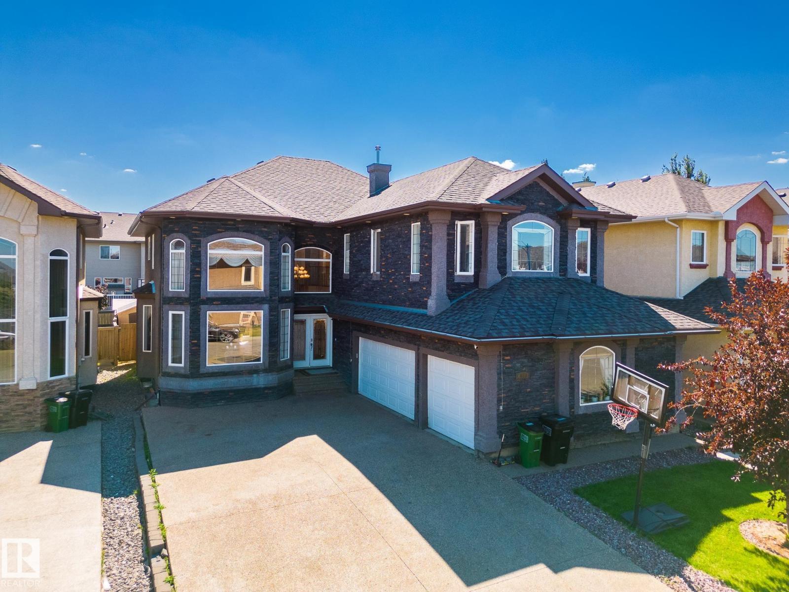 6819 18 AV SW, Edmonton, Alberta