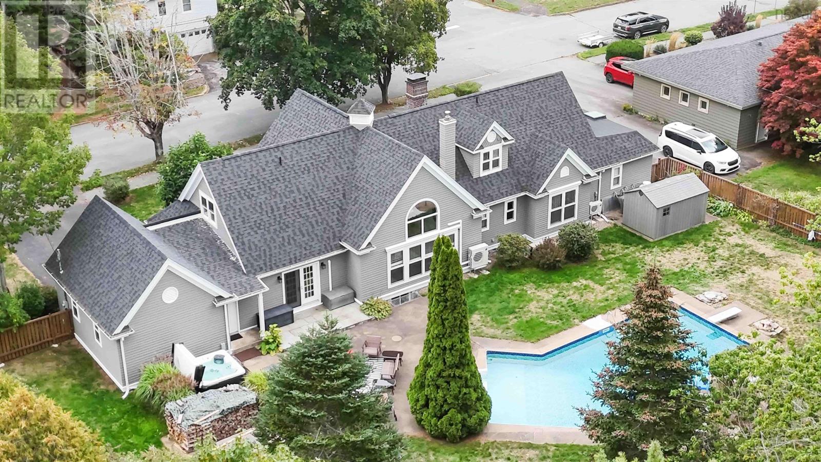 96 Crescent Street, Bridgewater, Nova Scotia