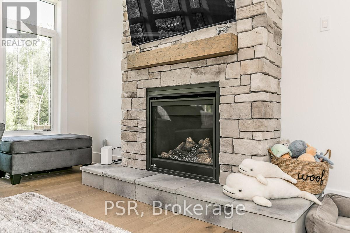 1306 Squire Street, Innisfil (Lefroy), Ontario  L0L 1W0 - Photo 19 - N12509120