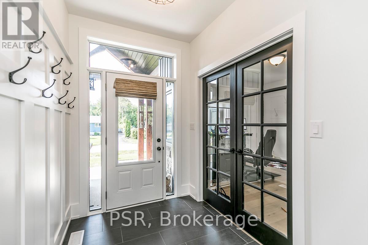 1306 Squire Street, Innisfil (Lefroy), Ontario  L0L 1W0 - Photo 6 - N12509120