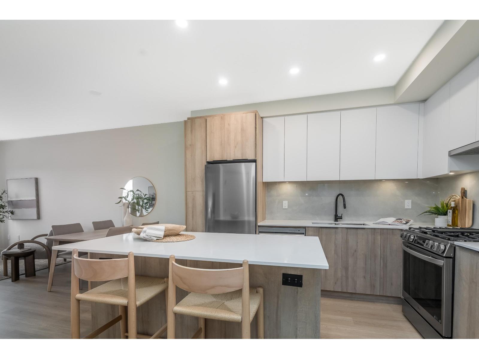 A411 7980 206a Street, Langley, British Columbia V2Y 3Z8 - Photo 4 - R3064614