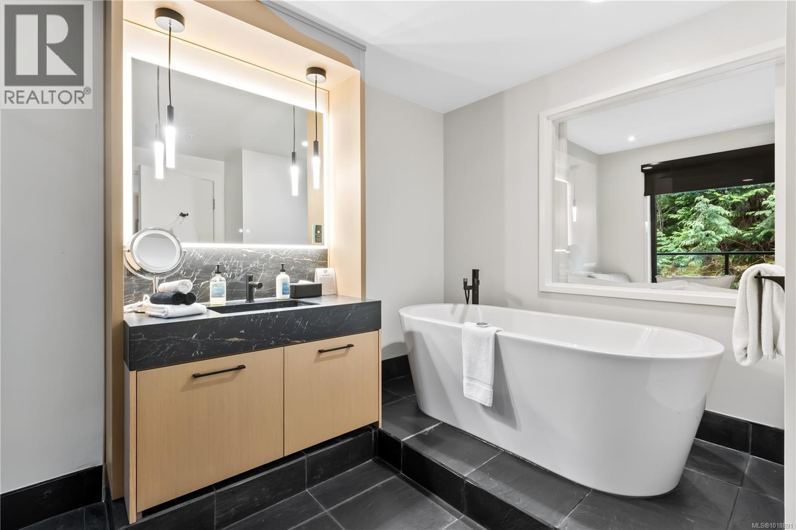 222 596 Marine Dr, Ucluelet, British Columbia V0R 3A0 - Photo 15 - 1018891