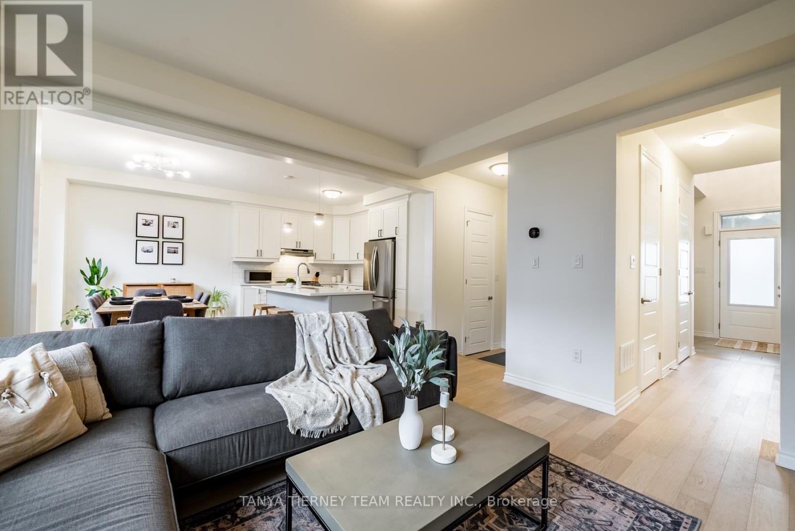 24 Lockyer Drive, Whitby, Ontario  L1P 0M1 - Photo 10 - E12509642