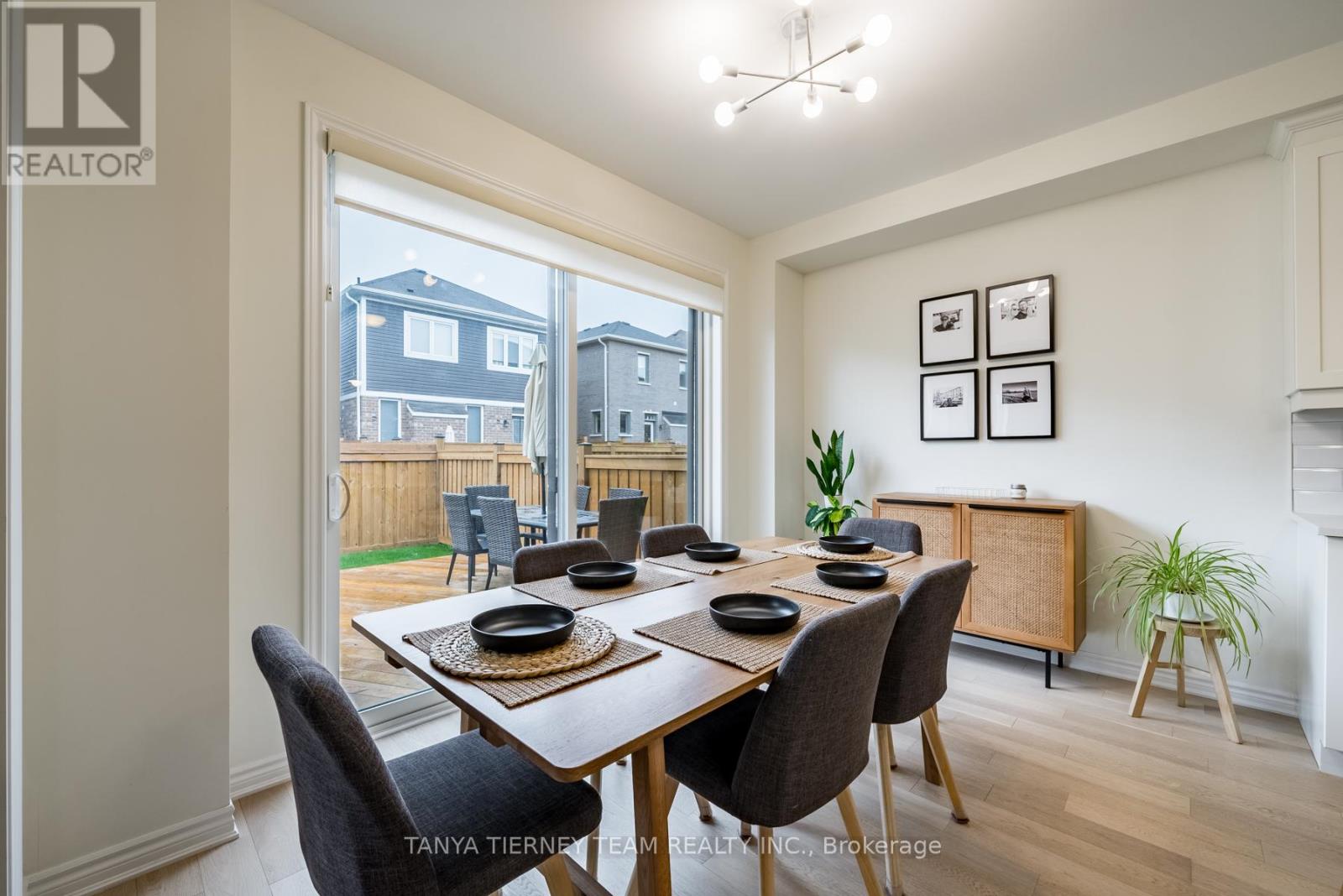 24 Lockyer Drive, Whitby, Ontario  L1P 0M1 - Photo 12 - E12509642