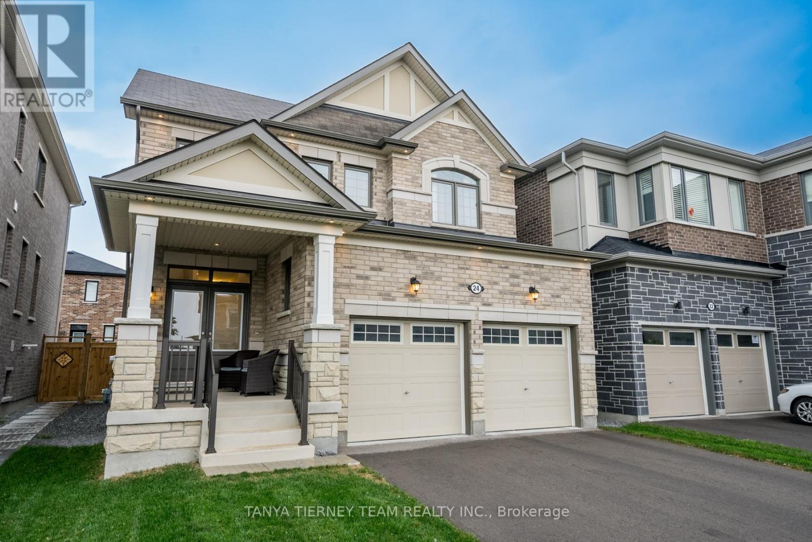 24 Lockyer Drive, Whitby, Ontario  L1P 0M1 - Photo 2 - E12509642