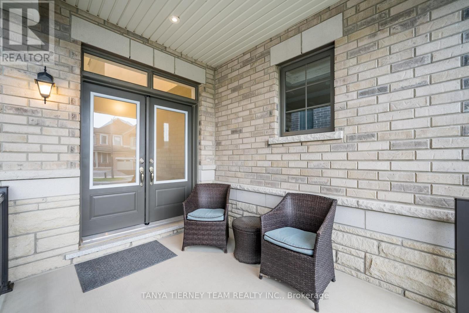 24 Lockyer Drive, Whitby, Ontario  L1P 0M1 - Photo 5 - E12509642