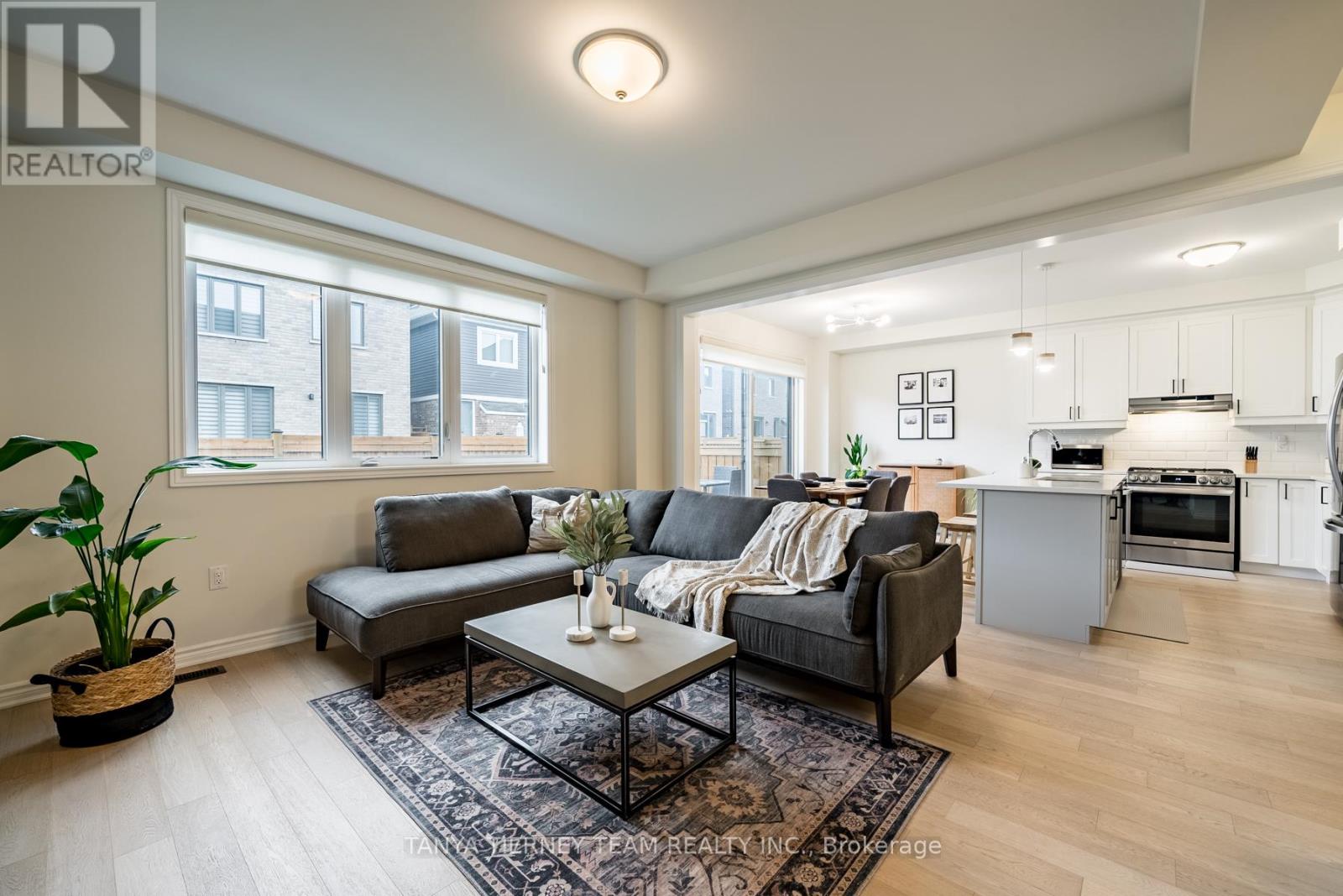 24 Lockyer Drive, Whitby, Ontario  L1P 0M1 - Photo 9 - E12509642