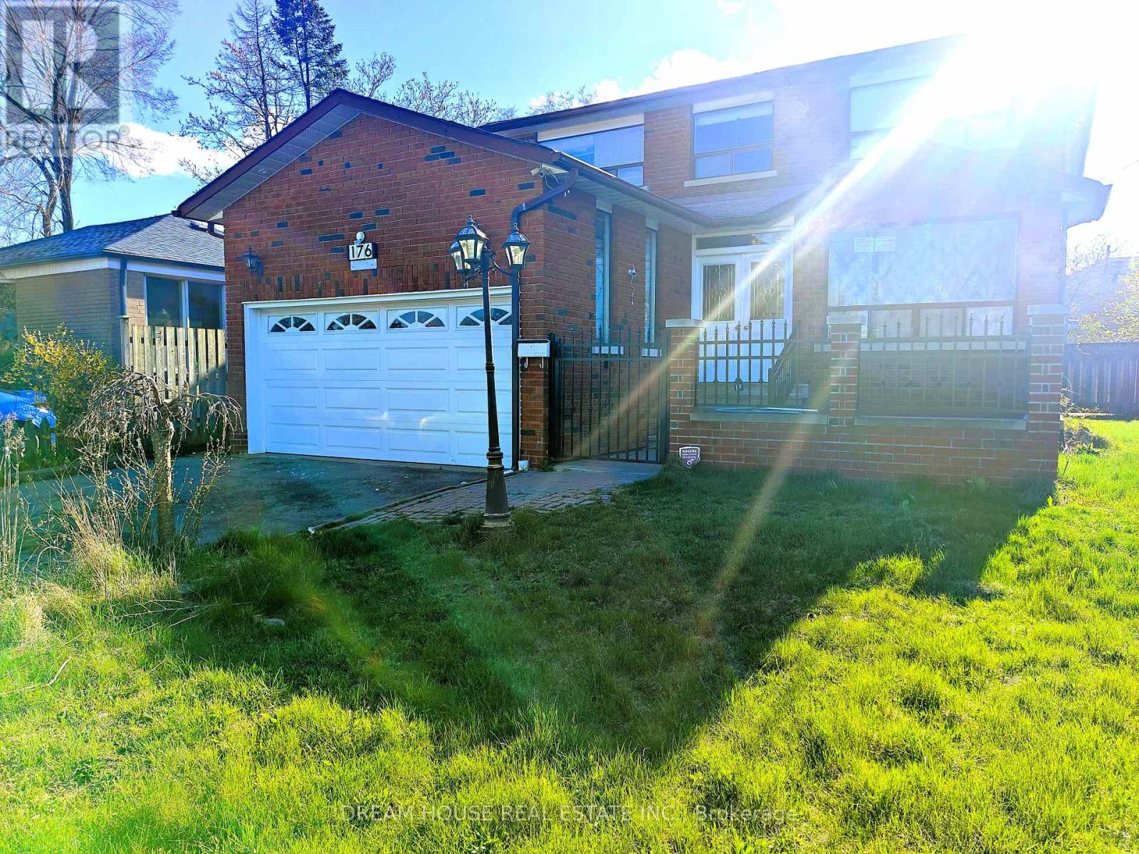 MAIN - 176 CONLINS ROAD, Toronto, Ontario