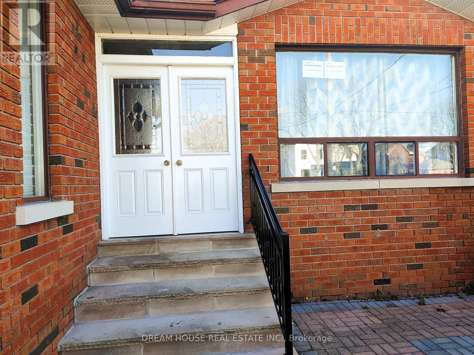 Main - 176 Conlins Road, Toronto, Ontario  M1C 1C5 - Photo 2 - E12509658