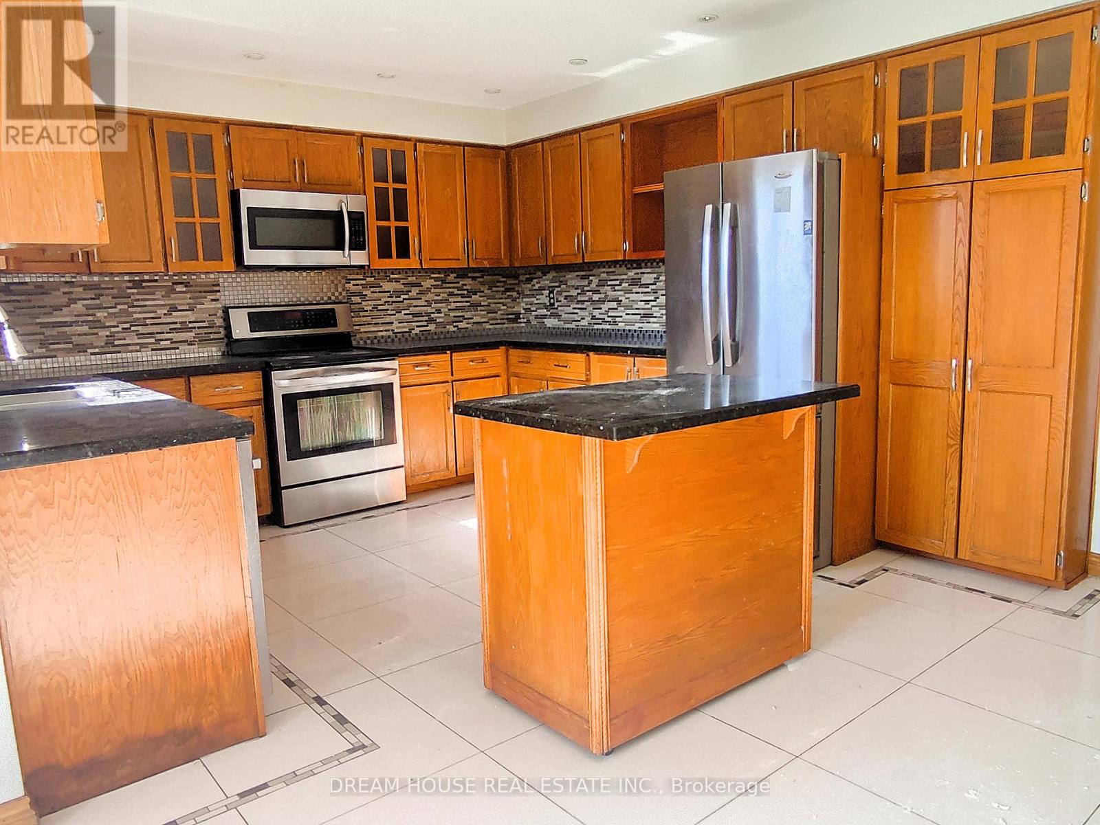 Main - 176 Conlins Road, Toronto, Ontario  M1C 1C5 - Photo 9 - E12509658