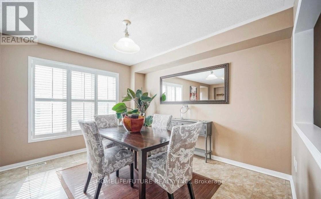 33 Warnford Circle, Ajax, Ontario  L1T 0J7 - Photo 6 - E12509730