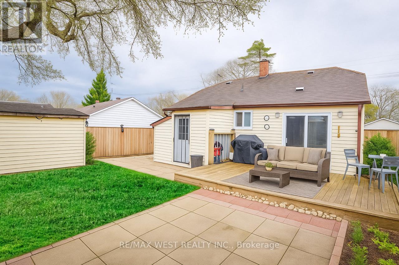 122 Raglan Street, Essa, Ontario  L0M 1B0 - Photo 9 - N12507212