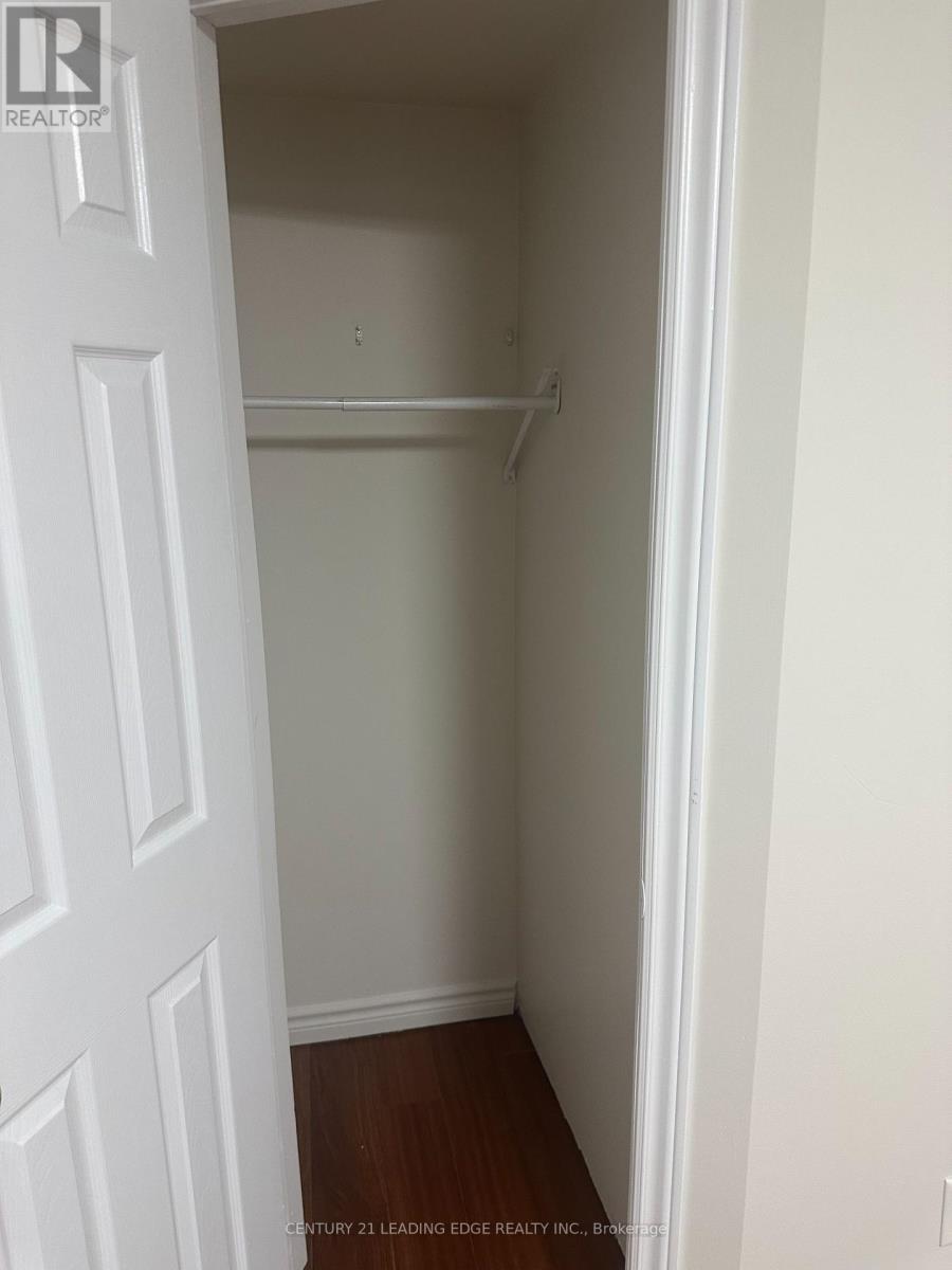 38 Watson Drive, Barrie, Ontario  L4M 6W8 - Photo 14 - S12503968