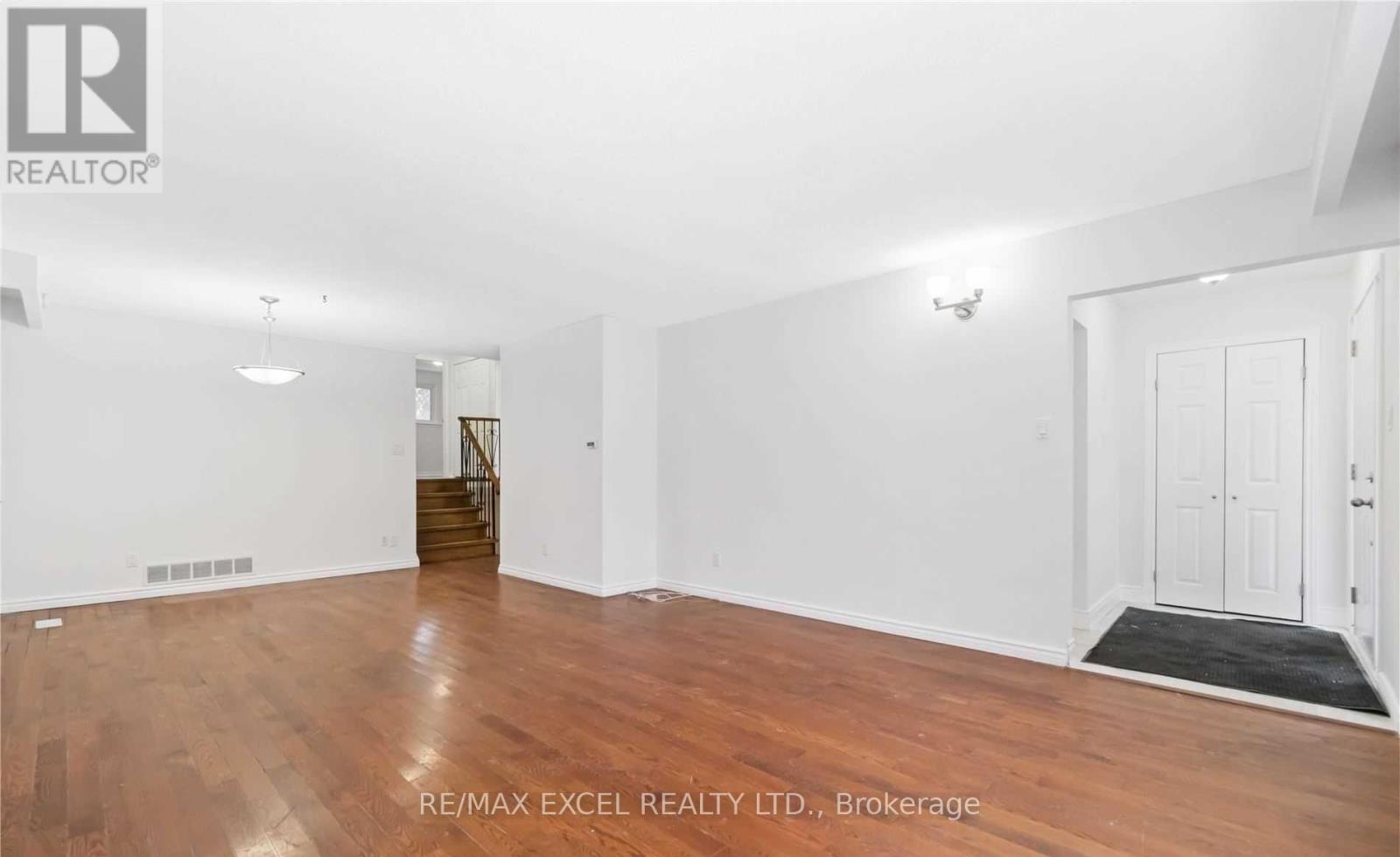 341 Crosby Avenue, Richmond Hill, Ontario  L4C 2R5 - Photo 24 - N12509538