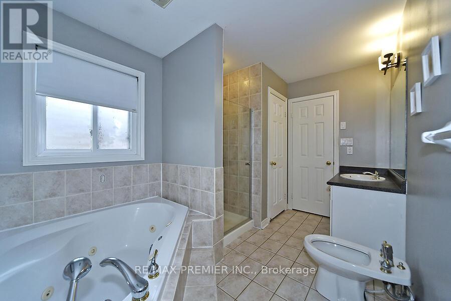 48 Pottery Place, Vaughan, Ontario  L4L 9H6 - Photo 28 - N12509544