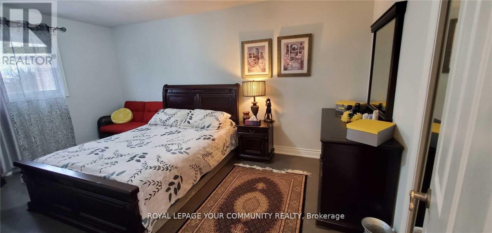 Main & 2nd Floor - 61 Nightstar Drive, Richmond Hill, Ontario  L4C 8H8 - Photo 16 - N12509612