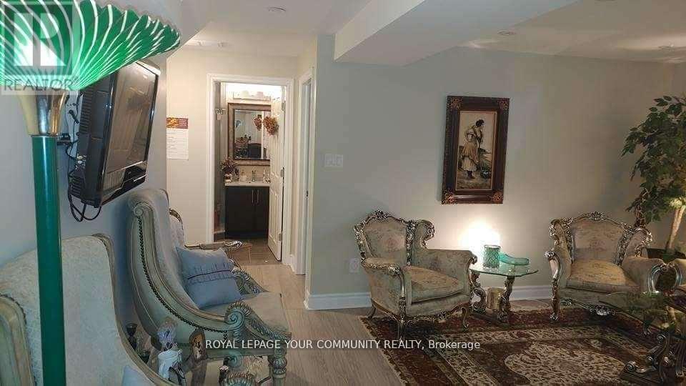 Basement - 61 Nightstar Drive, Richmond Hill, Ontario  L4C 8H8 - Photo 4 - N12509618