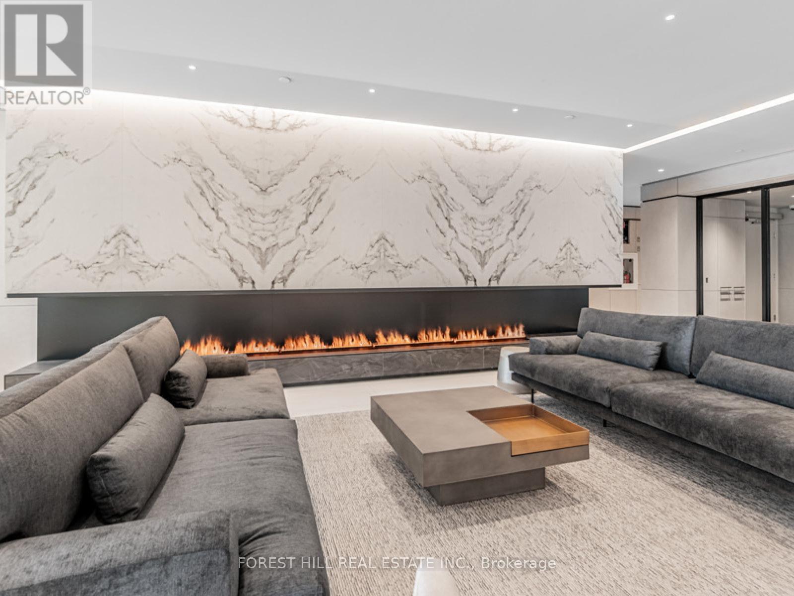 1601 - 30 Upper Mall Way, Vaughan, Ontario  L4J 0L7 - Photo 14 - N12509692