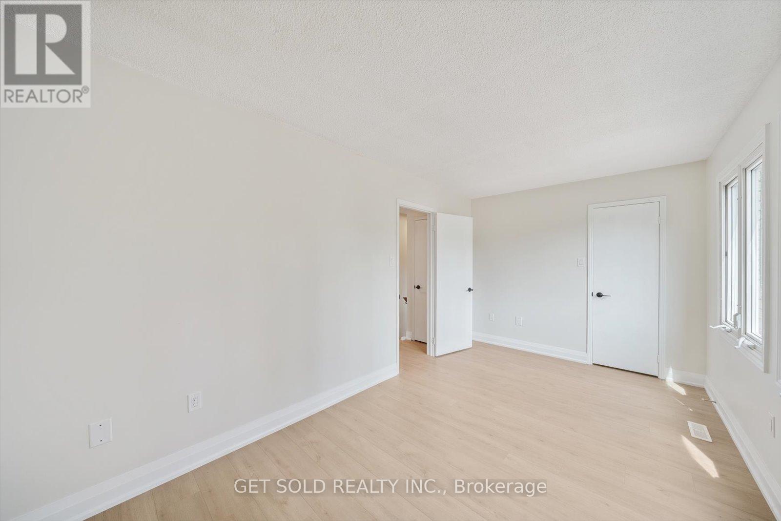 232 Kozlov Street, Barrie (West Bayfield), Ontario  L4N 7H6 - Photo 17 - S12509508