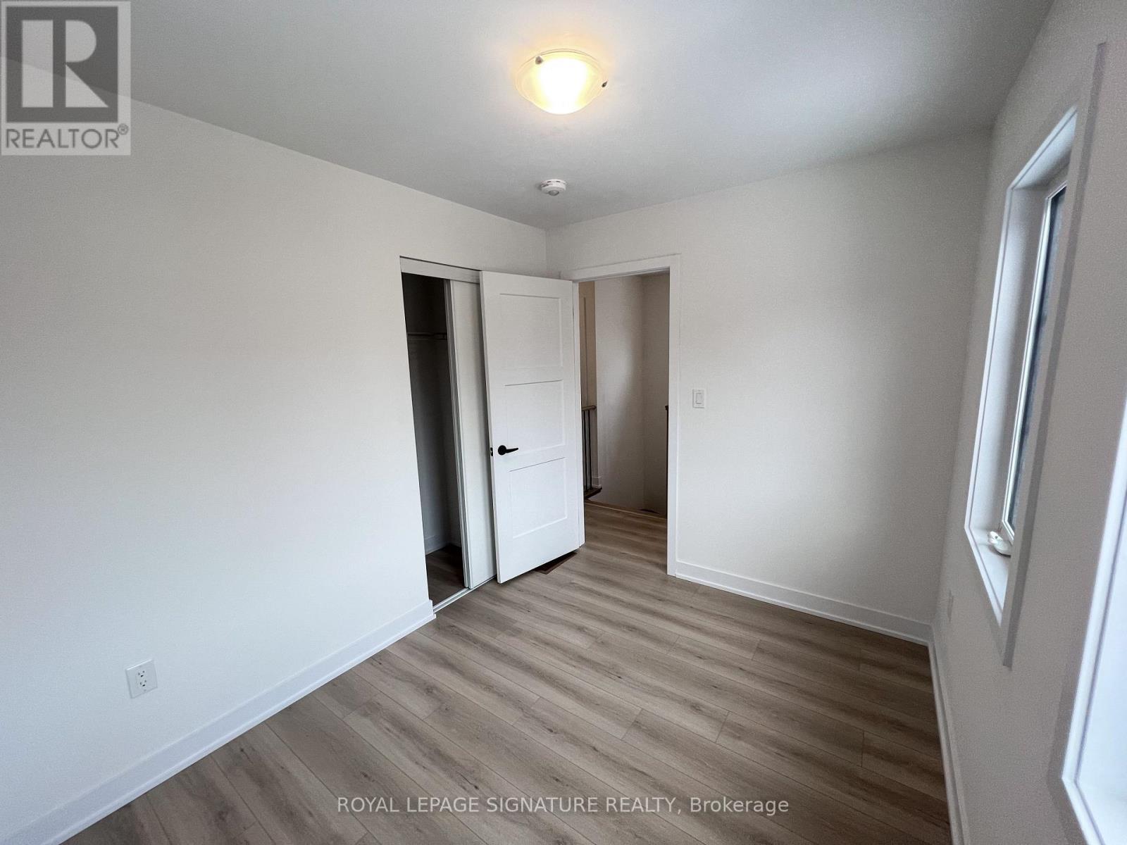 21 Hay Lane, Barrie, Ontario  L9J 0C2 - Photo 16 - S12509518