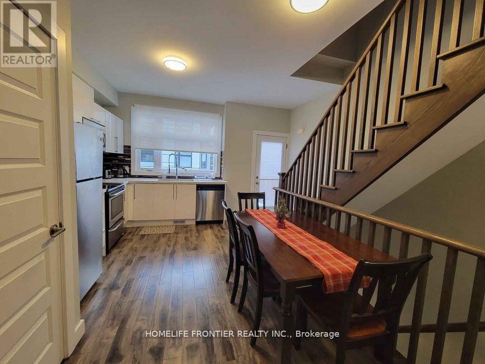 3 Upper - 540 Essa Road, Barrie (Holly), Ontario  L4N 9E5 - Photo 14 - S12509634