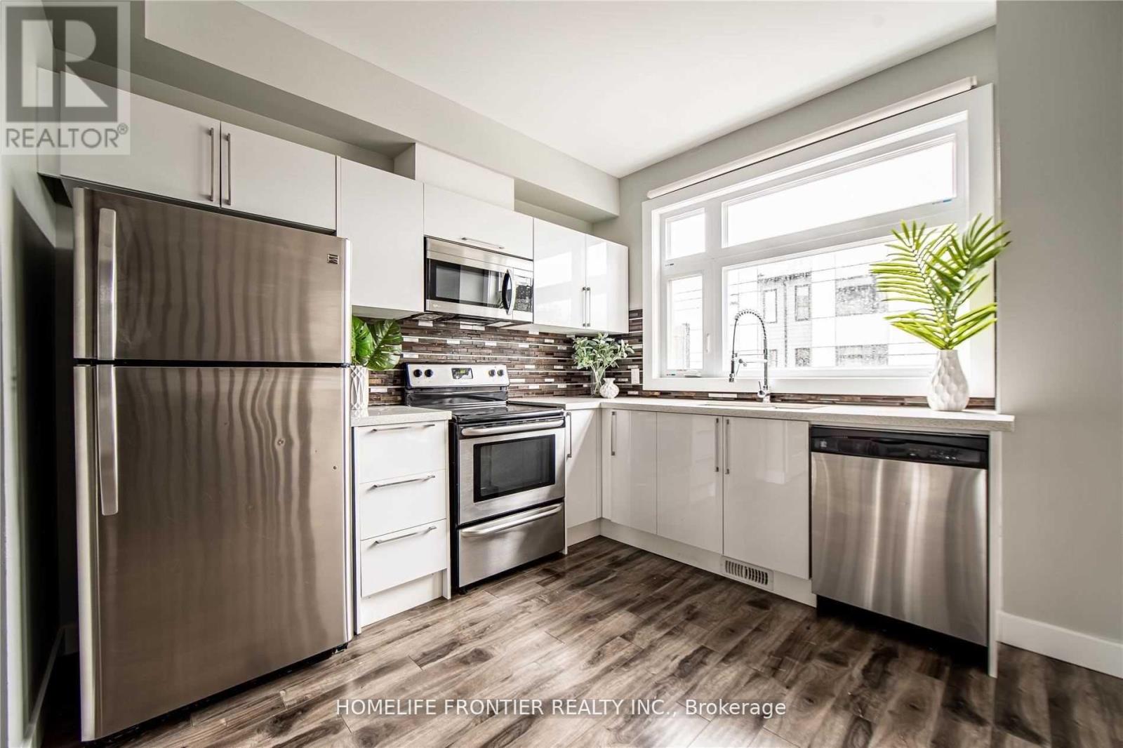 3 Upper - 540 Essa Road, Barrie (Holly), Ontario  L4N 9E5 - Photo 3 - S12509634