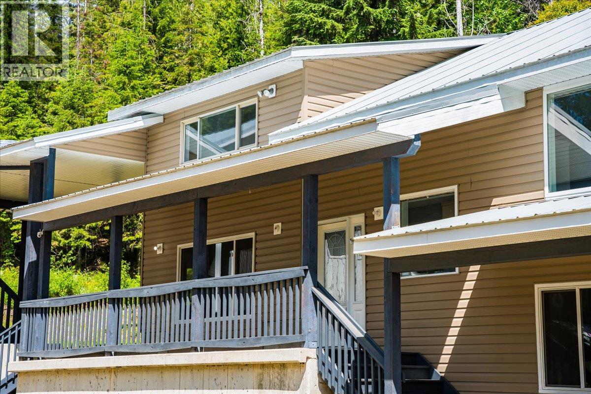 5270 Callbeck Road, Nelson, British Columbia  V1L 6N2 - Photo 61 - 10367378