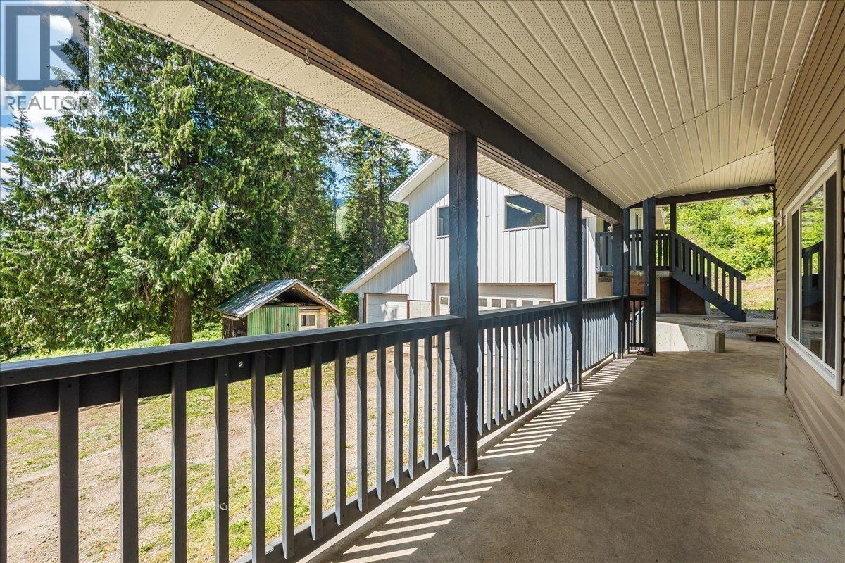 5270 Callbeck Road, Nelson, British Columbia  V1L 6N2 - Photo 63 - 10367378