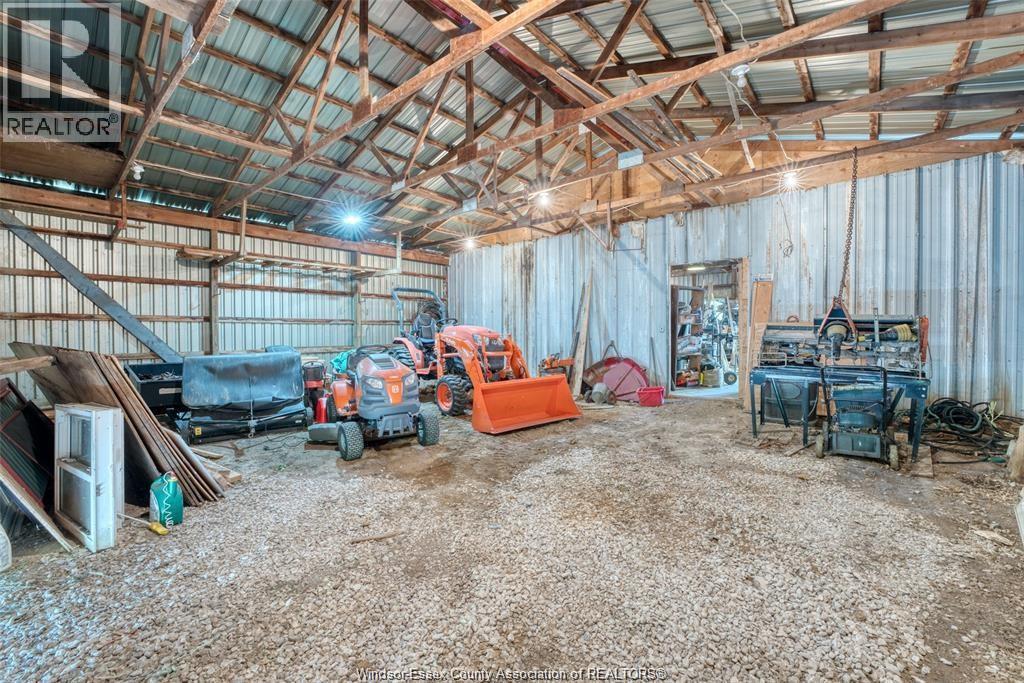 3119 Division Road North, Kingsville, Ontario N0R 1B0 - Photo 13 - 25028019