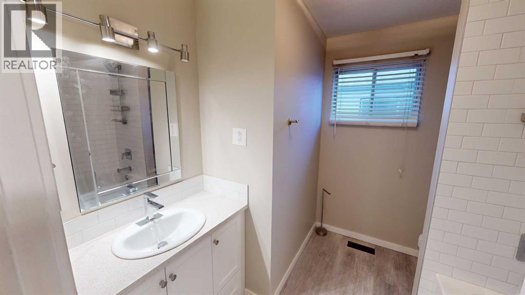 9832 81 Avenue, Grande Prairie, Alberta  T8V 3T1 - Photo 10 - A2259224